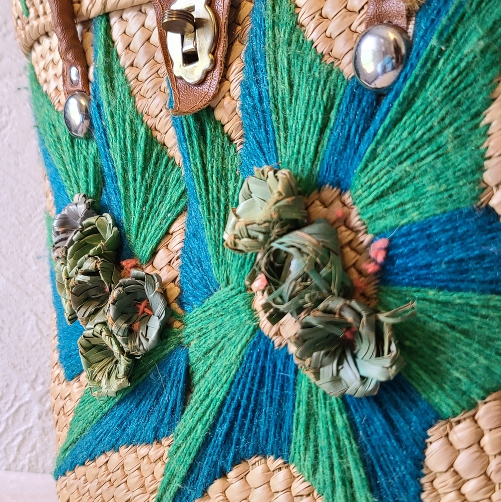 Vintage 1960s woven basket purse - Picture 9 of 11